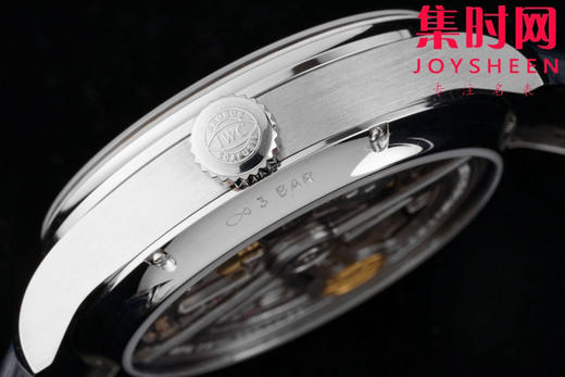 AZ万国葡萄牙系列年历腕表 葡七万年历 男士腕表 集时分针、日期、星期、月份和动显于一身。 商品图6