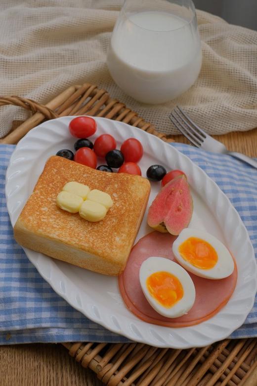 江小燕巴氏鲜乳云朵吐司 商品图3