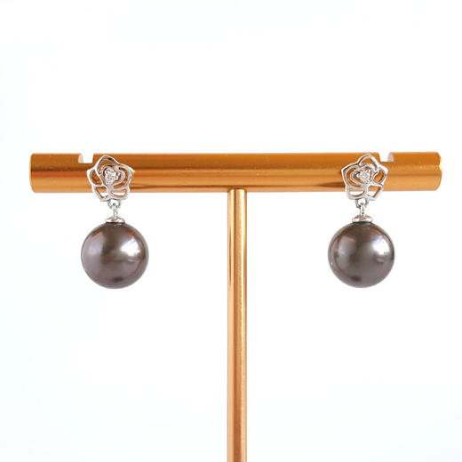 【天然正品】AU750白金镶钻镶天然约9.7MM大溪地海水珍珠耳环19.0*9.7*13.4MM（皆取最大值）女士现售价：1880特价！140825NJM11 商品图0