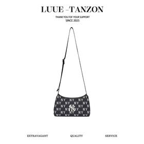 MLB腋下包 出韩国订单 本季这款具有极高辨识度!老花+腋下最时尚组合（SS）