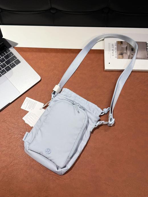 LULU爆款 Water Bottle口袋斜挎水壶包（SS） 商品图9