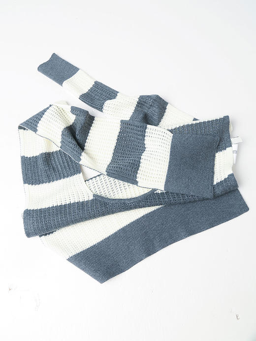 优雅进阶！灰调衬衫连衣裙，搭配撞色披肩尽显格调 商品图4