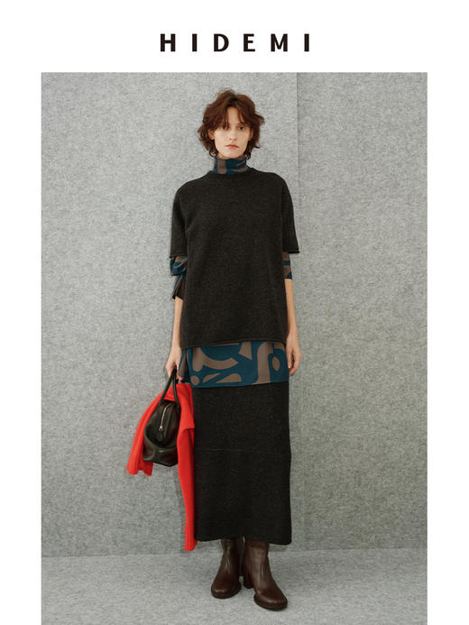 HIDEMI 进口澳洲美利奴羊毛极简廓形卷边设计感圆领套头短袖毛衣半裙套装 商品图1