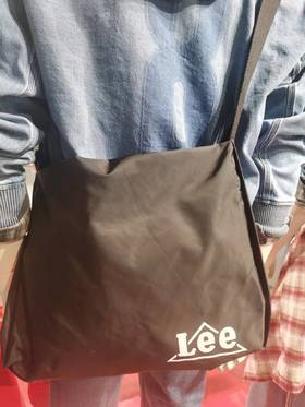 LEE中性包LUA007924204611K11000