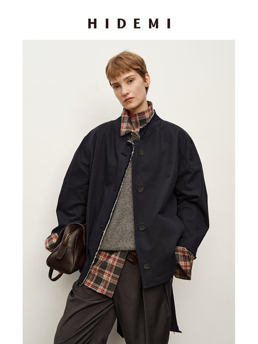 HIDEMI 深藏青极简手工毛边双层拼接立领口袋款短款外套 商品图0