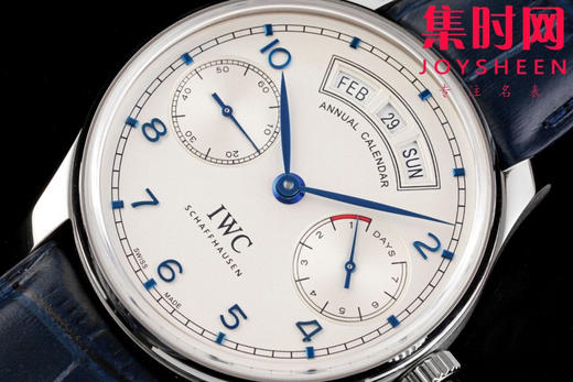 AZ万国葡萄牙系列年历腕表 葡七万年历 男士腕表 集时分针、日期、星期、月份和动显于一身。 商品图2