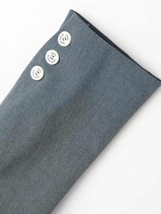 高级感拉满！这款灰色西装轻松打造干练时髦造型 商品图3