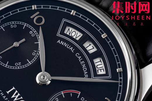 AZ万国葡萄牙系列年历腕表 葡七万年历 男士腕表 集时分针、日期、星期、月份和动显于一身。 商品图3