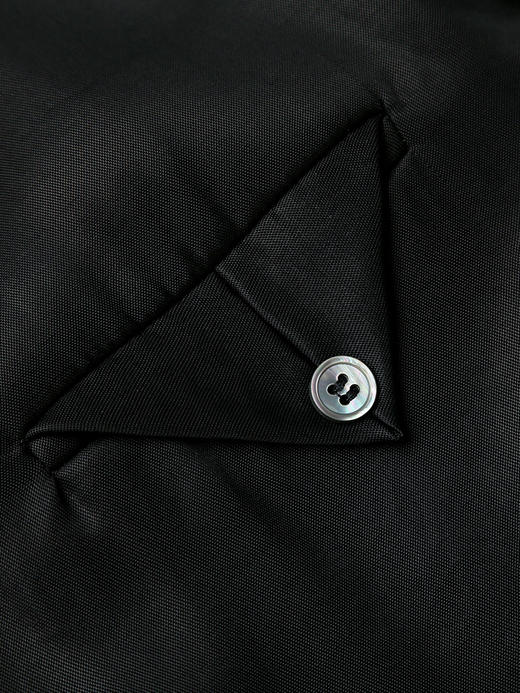 职场与时尚并存！黑色质感衬衫，简约设计尽显干练 商品图3