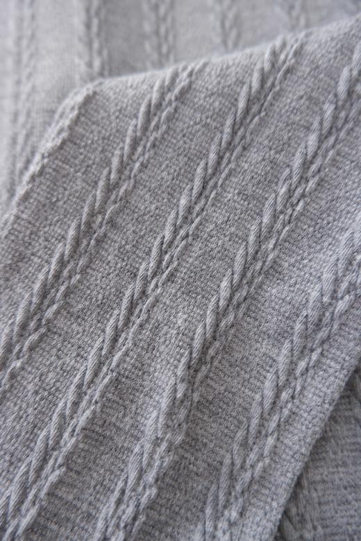 直发【9512】miu系 设计感假两件法式开衫荷叶边上衣（送蝴蝶别针） 商品图5