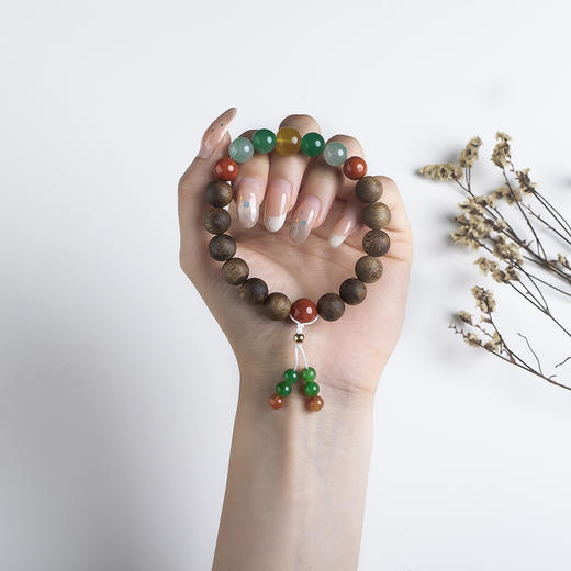 xy0564沉香+蜜蜡南红碧玉非洲翠手串 商品图8