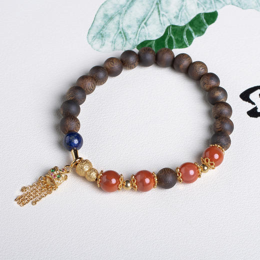 xy0568沉香+南红青金石醒狮手串 商品图2
