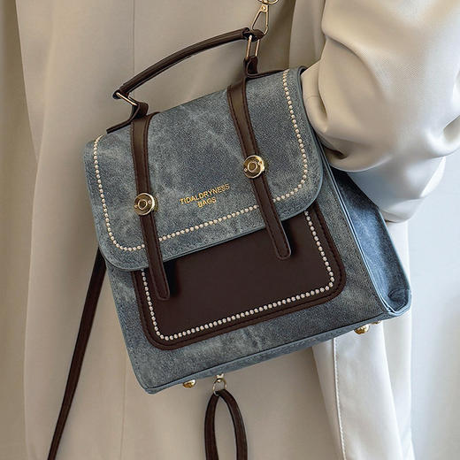 【限量新款来袭！】高级感女士绣线双肩包 新款学院风韩版洋气 高级感+多功能 这款绣线双肩包 学院风&通勤休闲全都拿捏 商品图6