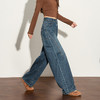 【限时秒杀】西遇复古水洗猫须阔腿牛仔裤女秋季高腰显瘦百搭宽松弯刀裤H0051300 商品缩略图4
