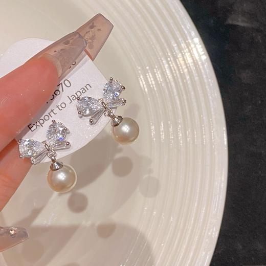 【预售3天】s925纯银流珠蝴蝶结耳钉女百搭个性简约小众高级感耳环耳饰E000886B 商品图3