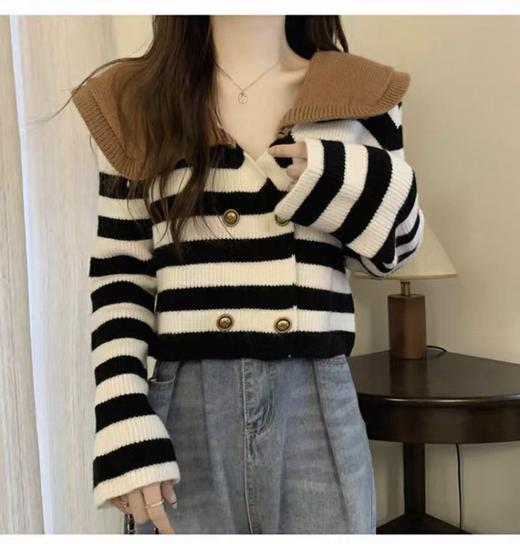 【孤品捡漏】G42黑白条拼咖色翻领短款针织毛衣-喜出 商品图1