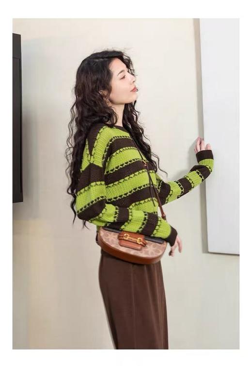 【孤品捡漏】G39绿➕咖圆领拼接镂空针织毛衫-喜出 商品图4