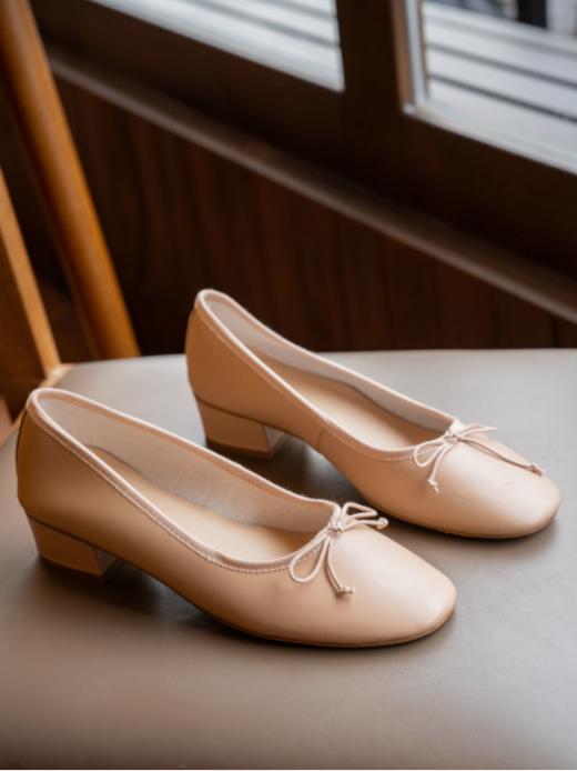 😍特惠清仓，99元入真皮鞋🌸【英国百年品牌SACHA小香风蝴蝶结芭蕾舞鞋】❗️ 对鞋子舒适度有要求的女神必入！🔥时髦精bi备！ 网上同系列售价参考💰7000+ 现在开团秒杀💰99元 商品图3