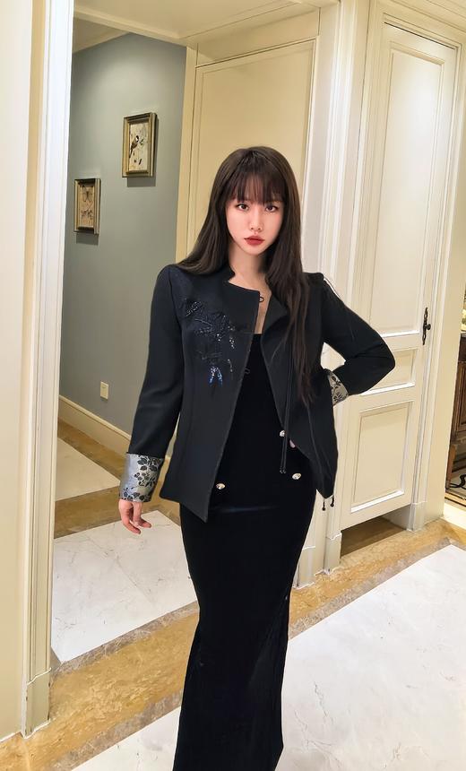 逸红颜明月优选#『暮朝歌』宫廷御制·墨竹手工珠绣亮片绣 直角斜襟西装 商品图1