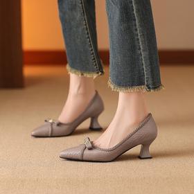 【预售5天】秋季新款浅口尖头蝴蝶结粗跟单鞋女气质真皮皮鞋SY&h507