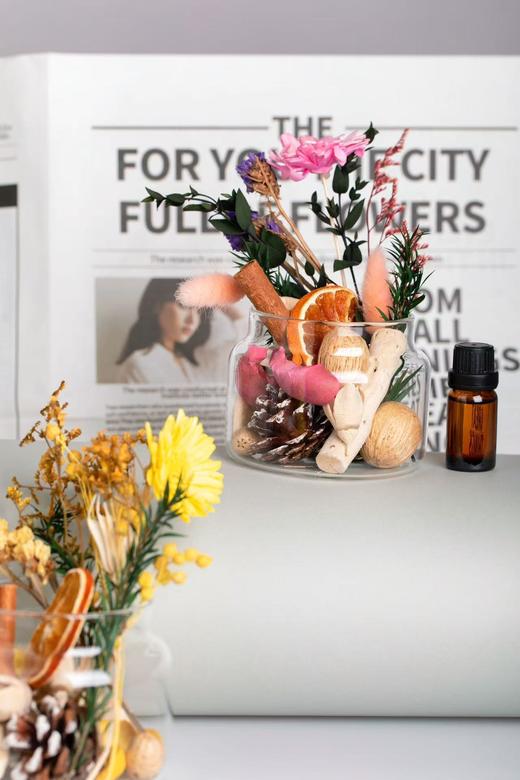 大颗花材，无碎渣🌹🍑【干花精油香薰】附精油，让生活遇见温柔芬芳~玫瑰、蜜桃味，它更含蓄、更贴近自然，一点点渗透进空气里，也揉进了日常的缝隙中~疲惫的时候，闻见它的味道；读书的时候，它在旁边悄悄绽放 商品图6