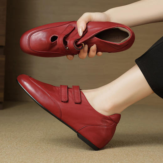 【预售5天】春秋软底圆头复古百搭浅口内增高小皮鞋SSS&S9730 商品图4