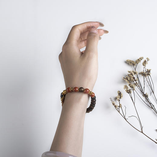 xy0568沉香+南红青金石醒狮手串 商品图9