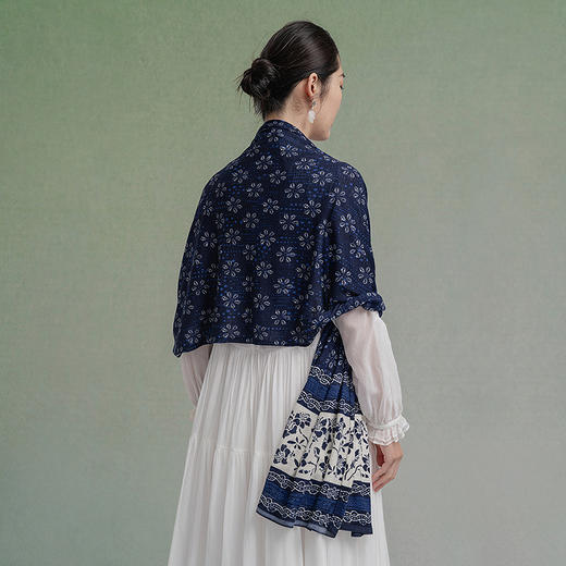 【林栖设计小店】（现货）绵羊毛毛织披肩传统印花百搭气质2025秋季新款围巾披肩女2904264B 商品图4