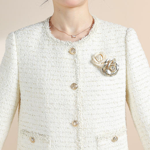 QYM CS25A17-Y时尚小香风外套毛边单排扣休闲上衣 商品图3