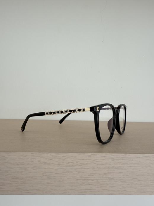 CHANEL 香奈儿 小羊皮链条镜腿 黑色平光眼镜 金属 欧版光学眼镜 PP593（JH） 商品图3