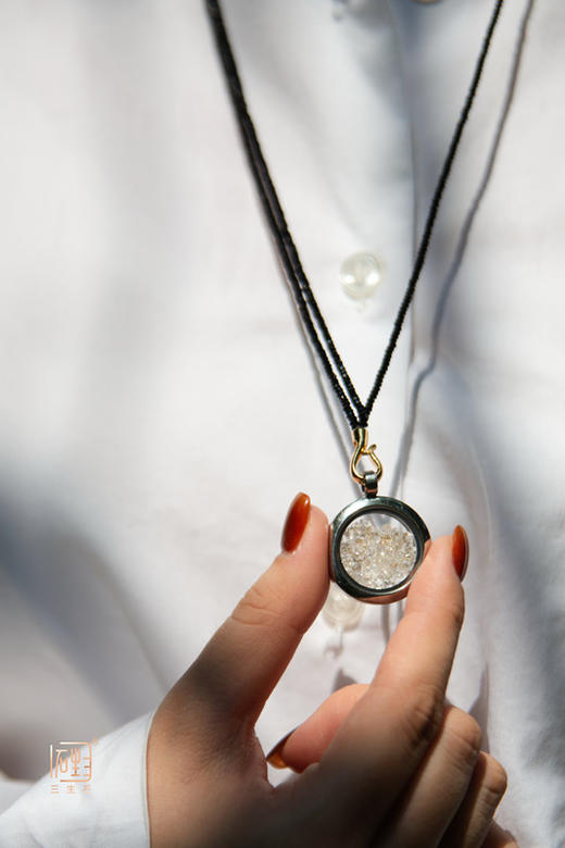 吾行·闪灵钻黑尖晶\茶晶设计多用链 商品图7