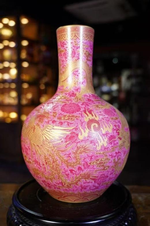 胭脂红扒花龙凤天球瓶（中号） 商品图0