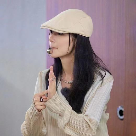 分镜头花少赵昭仪同款英伦风复古报童帽纯色百搭日系简约前进帽 三色可选 吊牌价¥199 商品图1