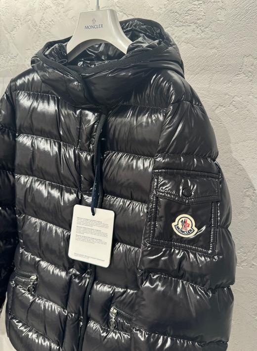 女款logo连帽羽绒服018 商品图2