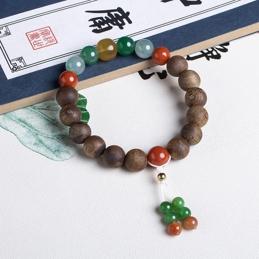 xy0564沉香+蜜蜡南红碧玉非洲翠手串 商品图3