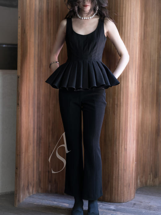 Ashlyn  黑色Leon交窬胸衣 商品图4