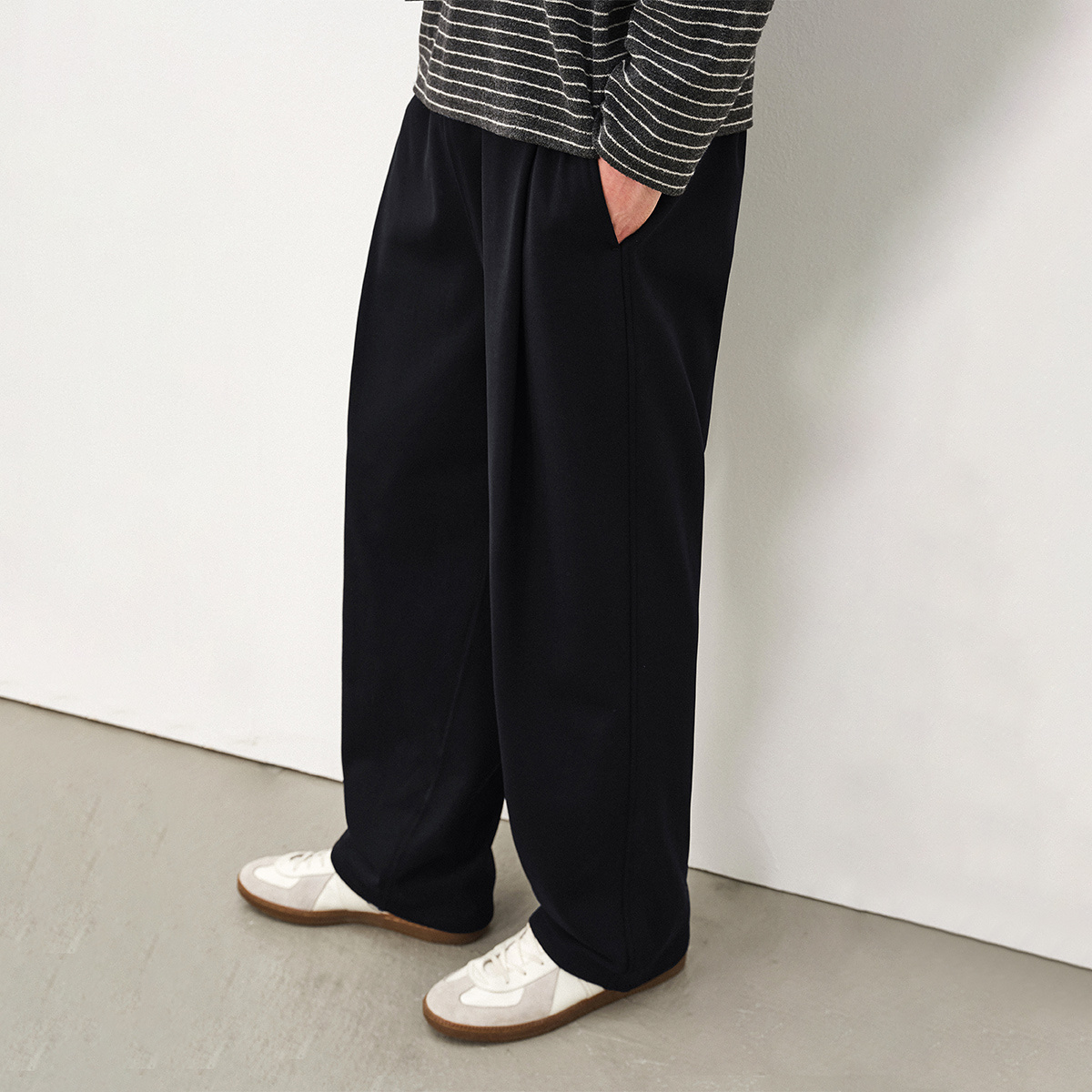 714street潮流百搭男士裤子2025秋季新款直筒裤宽松打褶毛圈卫裤