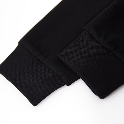 【新品上新】HX 春秋季圆领卫衣宽松C106530034101联名款 商品图13