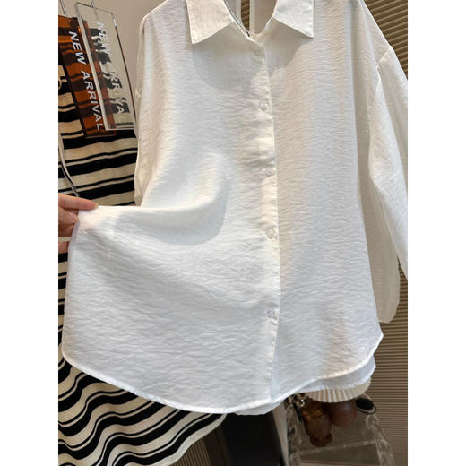 GYH 2906休闲风简约翻领长袖时尚衬衫 商品图2