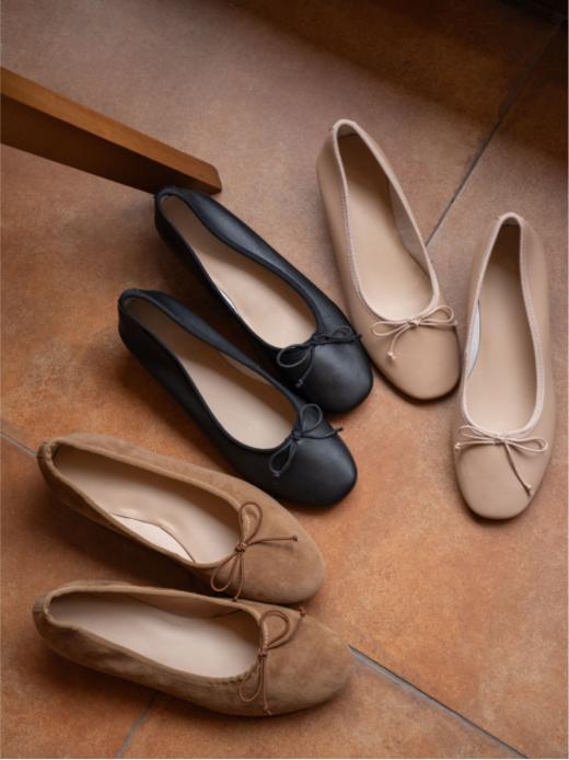 😍特惠清仓，99元入真皮鞋🌸【英国百年品牌SACHA小香风蝴蝶结芭蕾舞鞋】❗️ 对鞋子舒适度有要求的女神必入！🔥时髦精bi备！ 网上同系列售价参考💰7000+ 现在开团秒杀💰99元 商品图0