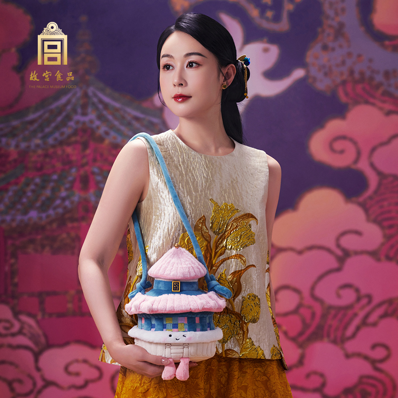 热卖中！！ 【故宫官方出品】2025故宫朕的心意中秋月饼礼盒 （御花园之梦毛绒公仔玩偶系列）