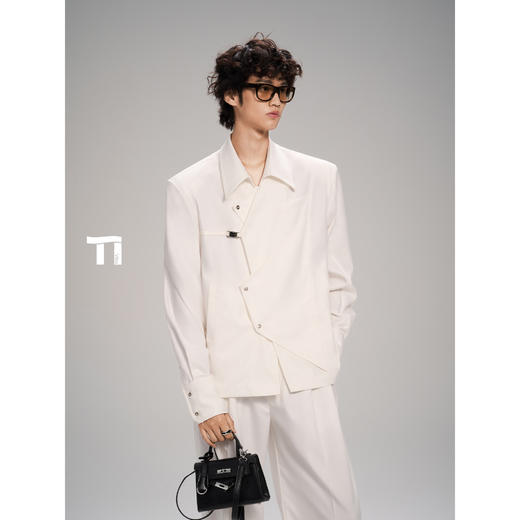 启世录TIWILLTANG“迭域峙桓”秩序与诗超维结构智奢静谧结构衬衫 商品图2