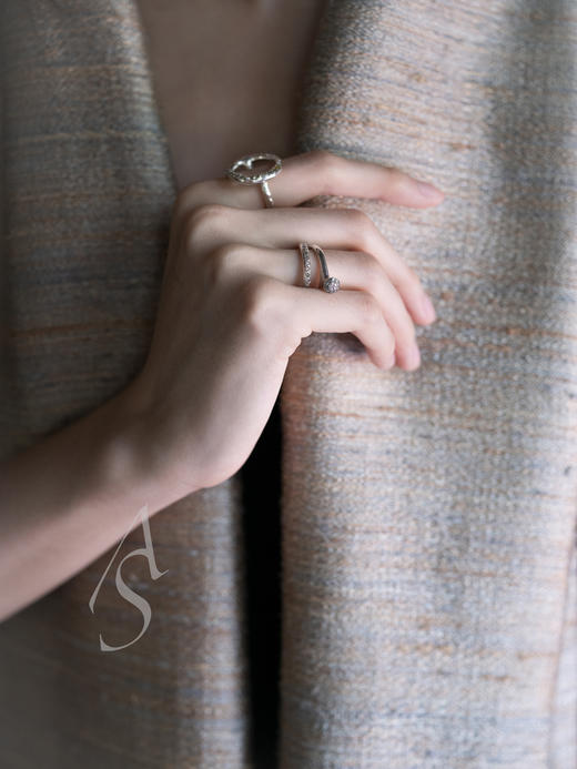 Rose Maria 25AW miki冰灰色原矿钻群镶手工银戒 商品图1