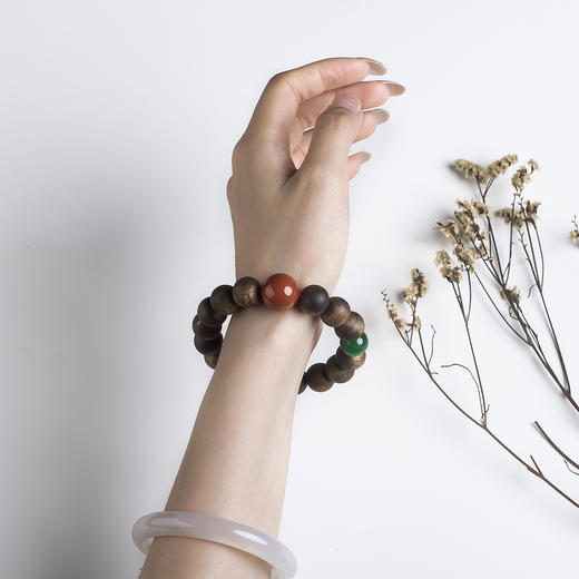 xy0566沉香+南红碧玉大手串 商品图9