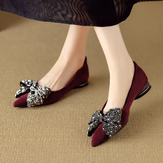 【预售5天】法式尖头水钻蝴蝶结浅口单鞋女平底鞋低跟配裙子通勤鞋DB&M6556 商品图0