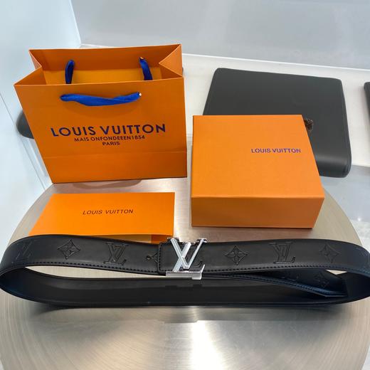 G408 L#V经典纯色皮带，经典LOGO扣头 商品图0