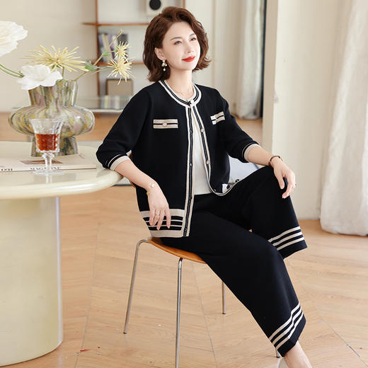 W002-1793-150-228妈妈装秋 商品图2