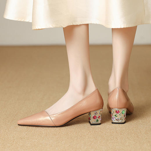 【预售5天】法式复古风粗跟单鞋真皮蓝色尖头水钻高跟鞋春夏时尚中跟单鞋MLS&A1021 商品图3