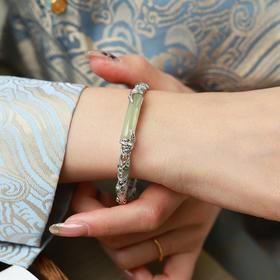 「中国黄金」999足银镶玉手镯国风系列 | 银镯映秋，腕间藏东方骨相，福泽伴身