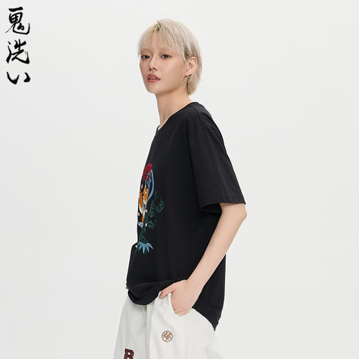 ONIARAI/鬼洗25秋季新品棒系列柴犬作画植绒短袖T恤男女 N840280 商品图2